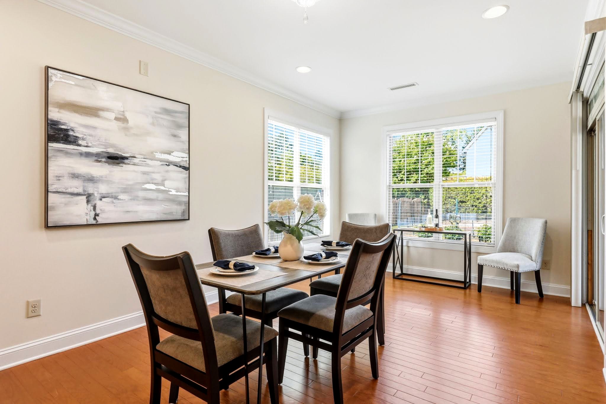 Dining Nook · View 1