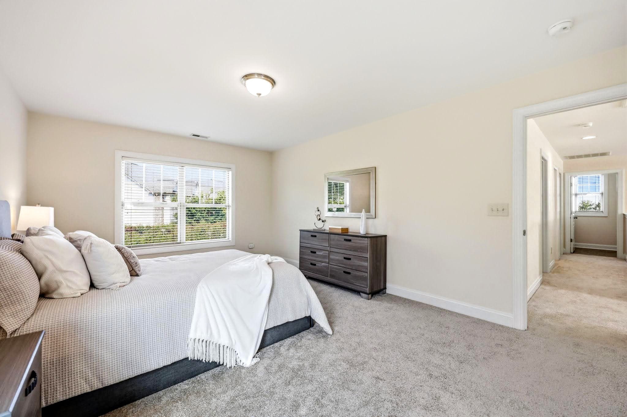 Master Suite · View 2