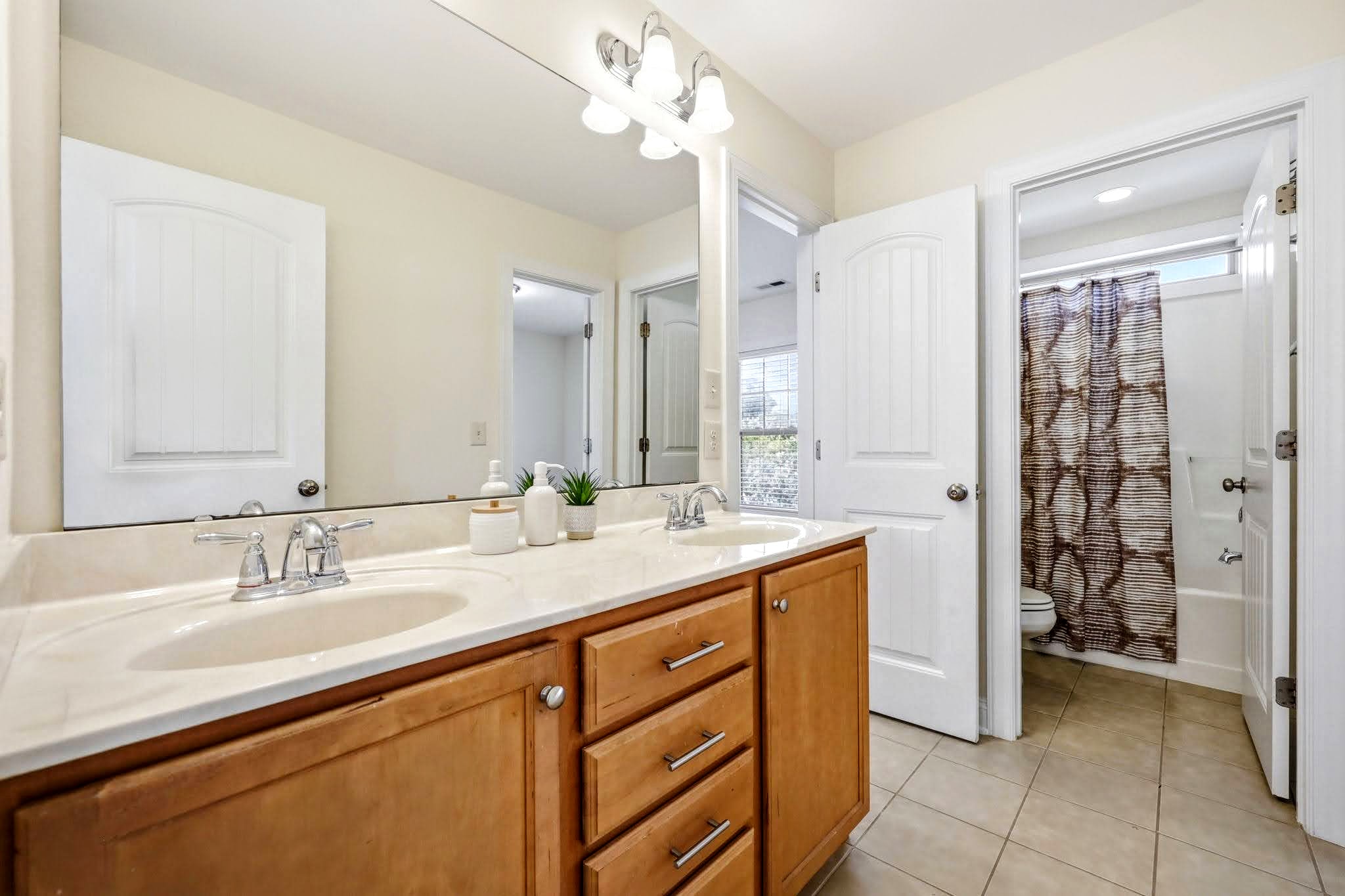 Jack & Jill Bathroom