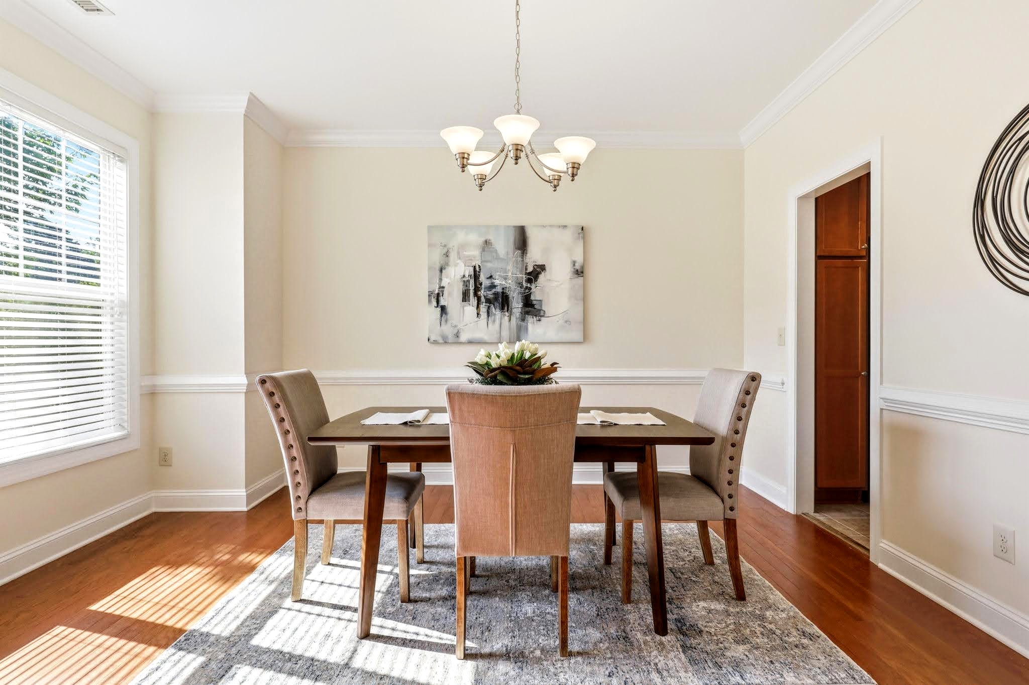 Formal Dining · View 1